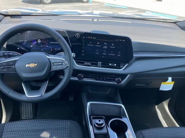 Vehicle image 10 of 21