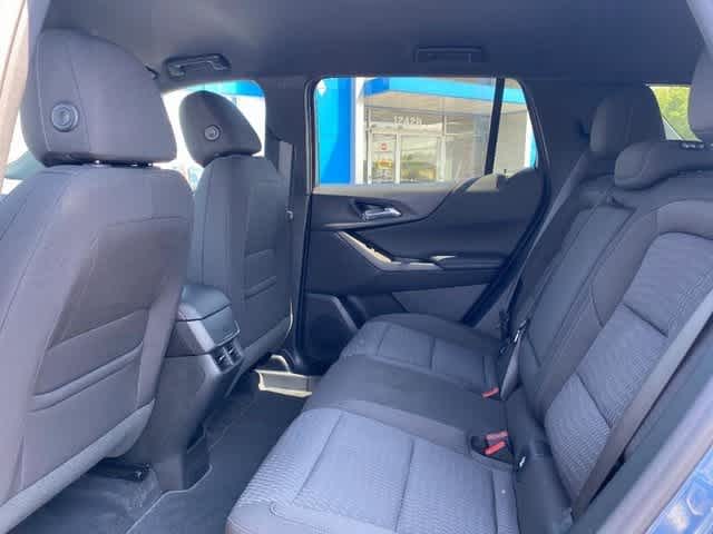 Vehicle image 8 of 21
