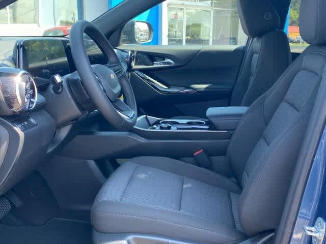 Vehicle image 9 of 21
