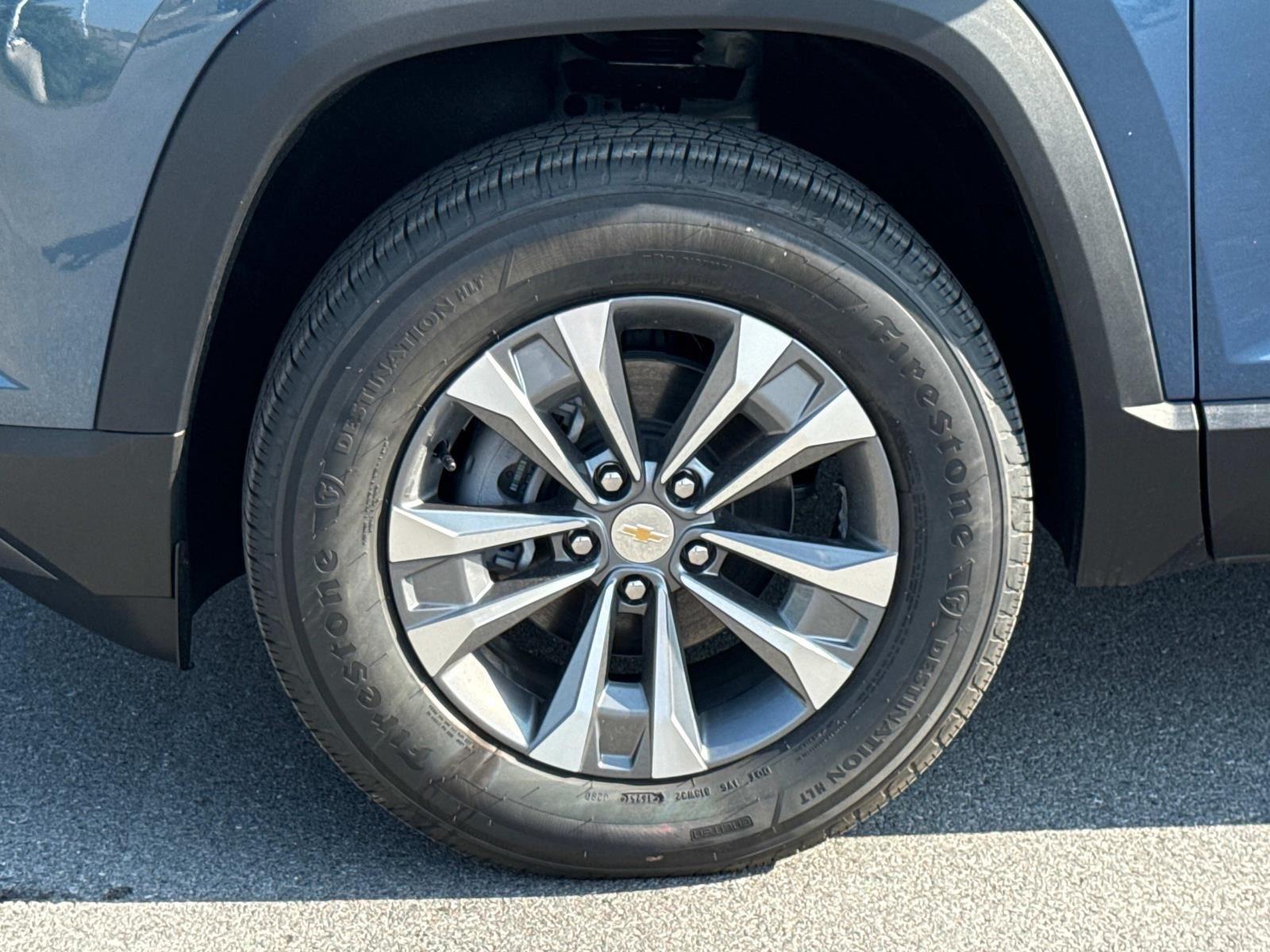 Vehicle image 7 of 18