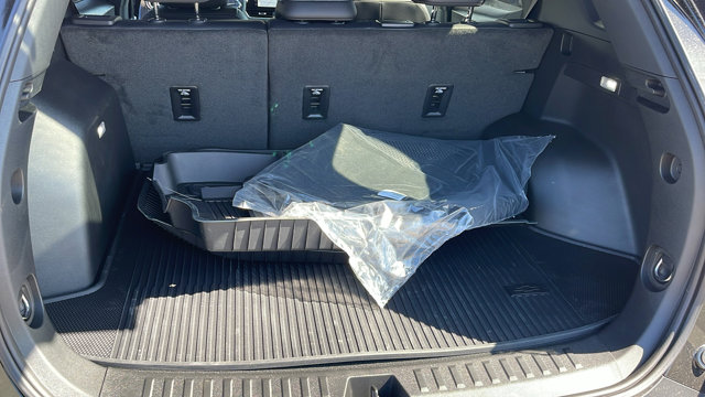 2026 Chevrolet Equinox FWD LT Image 11 of 33