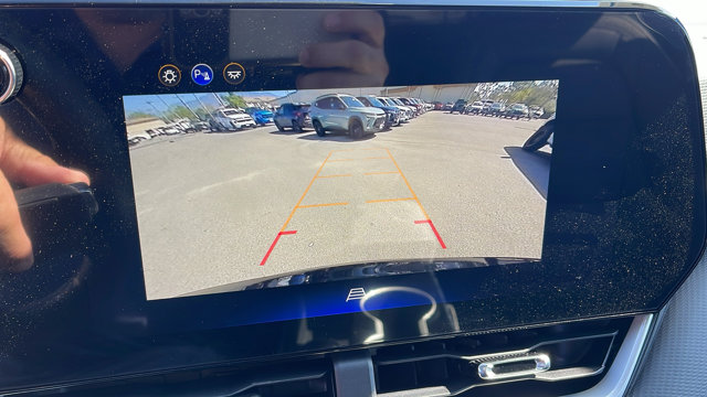 2026 Chevrolet Equinox FWD LT Image 18 of 33