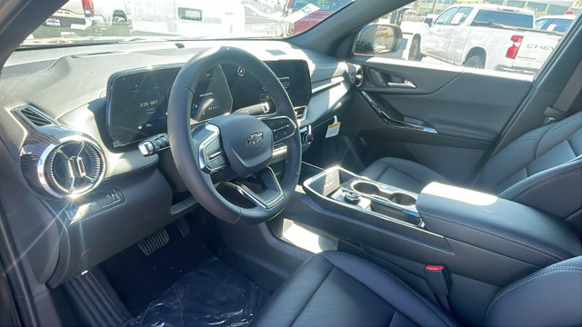 2026 Chevrolet Equinox FWD LT Image 28 of 33