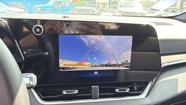 2026 Chevrolet Equinox FWD LT Image 20 of 33