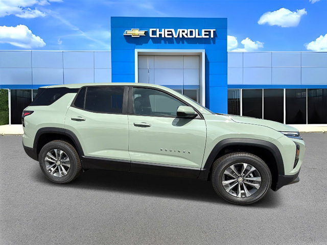 2026 Chevrolet Equinox FWD LT Image 4 of 33