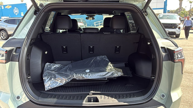 2026 Chevrolet Equinox FWD LT Image 11 of 33