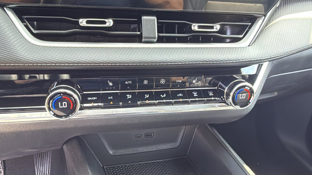 2026 Chevrolet Equinox FWD LT Image 29 of 33