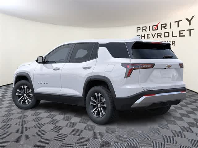 2026 Chevrolet Equinox FWD LT Image 8 of 24