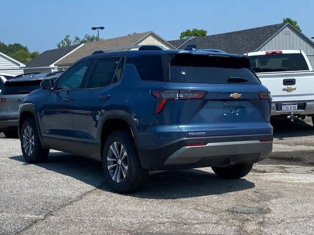 Vehicle image 4 of 22