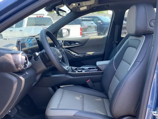 Vehicle image 8 of 22
