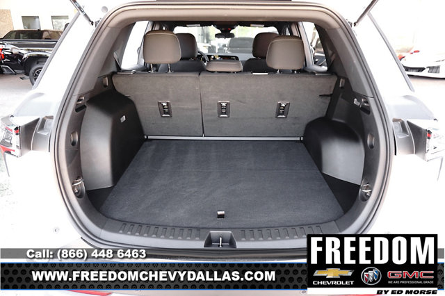 2026 Chevrolet Equinox FWD LT Image 11 of 44