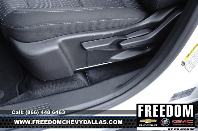 2026 Chevrolet Equinox FWD LT Image 25 of 44