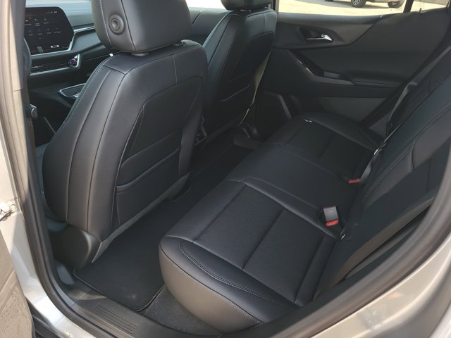 2026 Chevrolet Equinox FWD LT Image 5 of 13