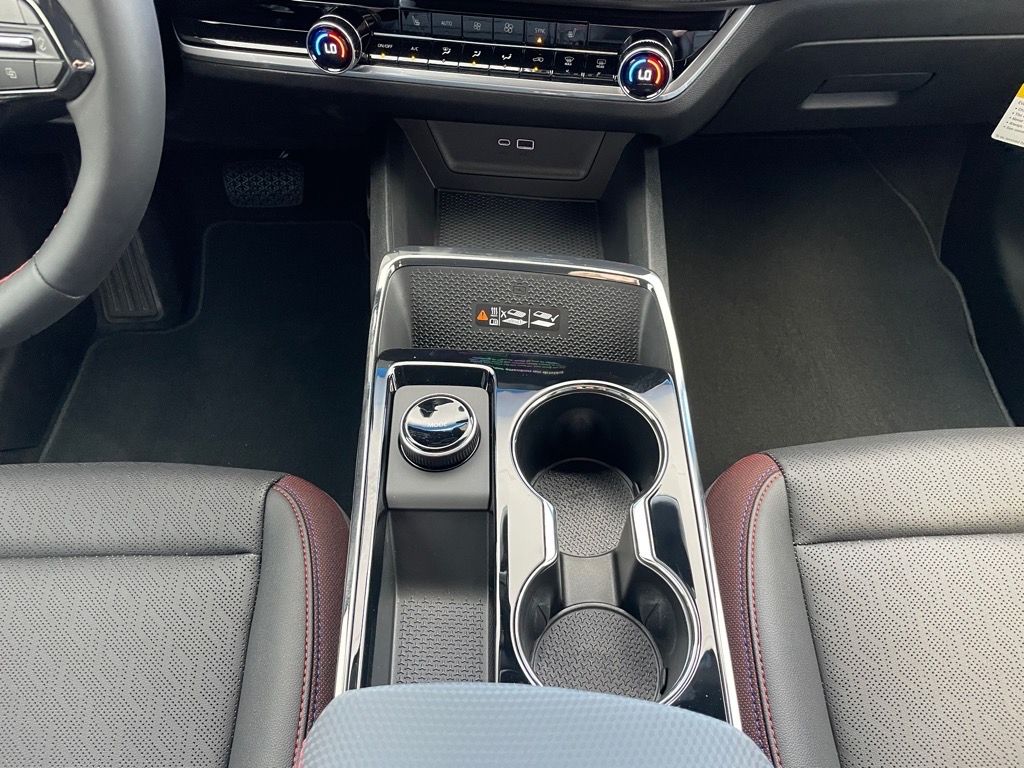 2026 Chevrolet Equinox FWD RS Image 19 of 25