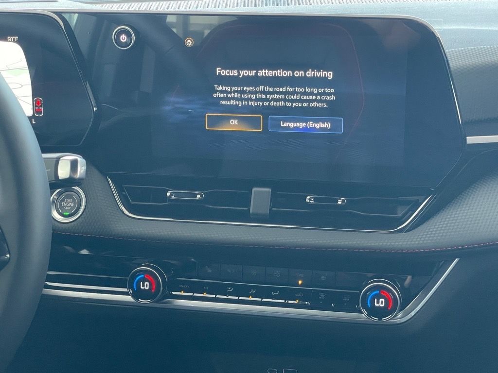 2026 Chevrolet Equinox FWD RS Image 17 of 25