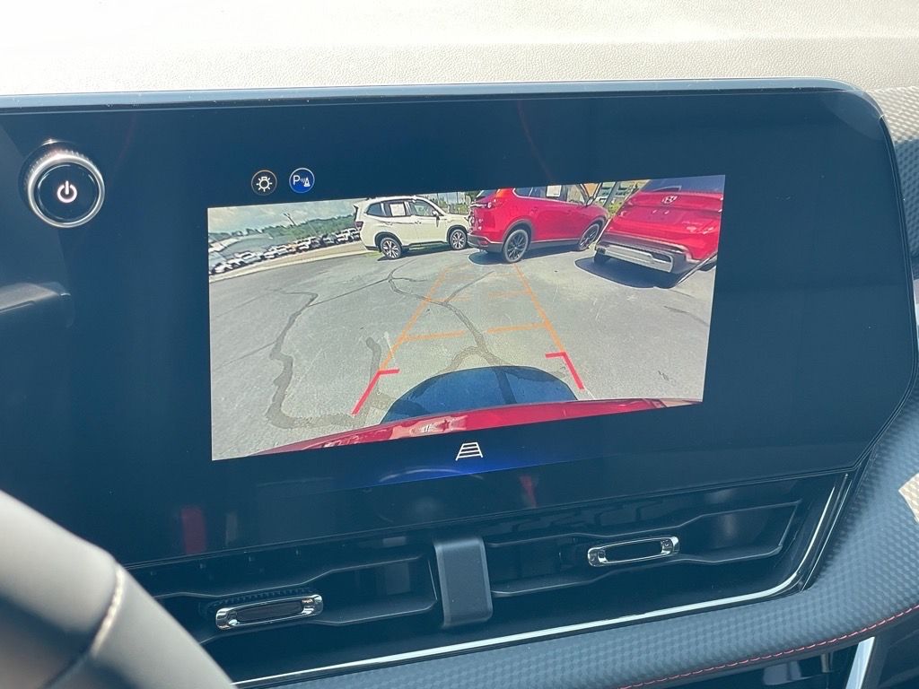 2026 Chevrolet Equinox FWD RS Image 18 of 25