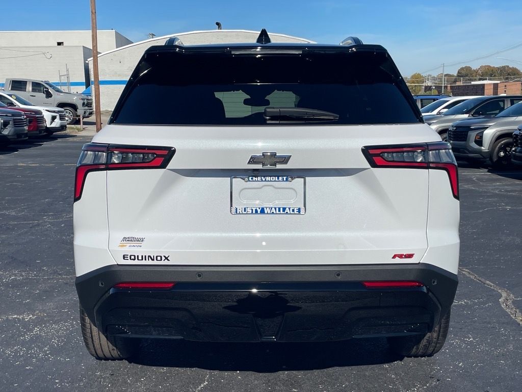 2026 Chevrolet Equinox FWD RS Image 7 of 25