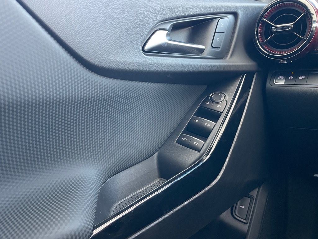 2026 Chevrolet Equinox FWD RS Image 20 of 25