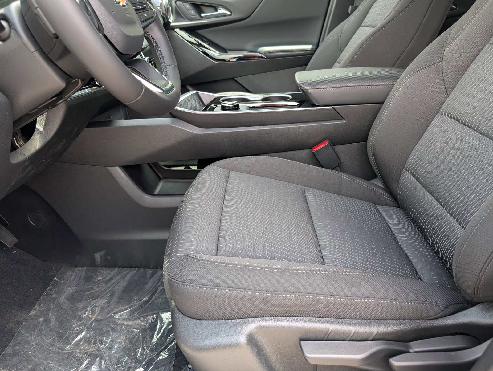 Vehicle image 6 of 24