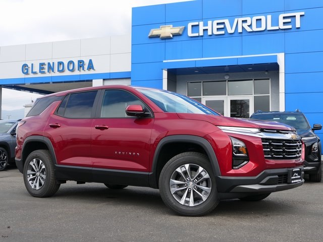 2026 Chevrolet Equinox FWD LT Image 3 of 28