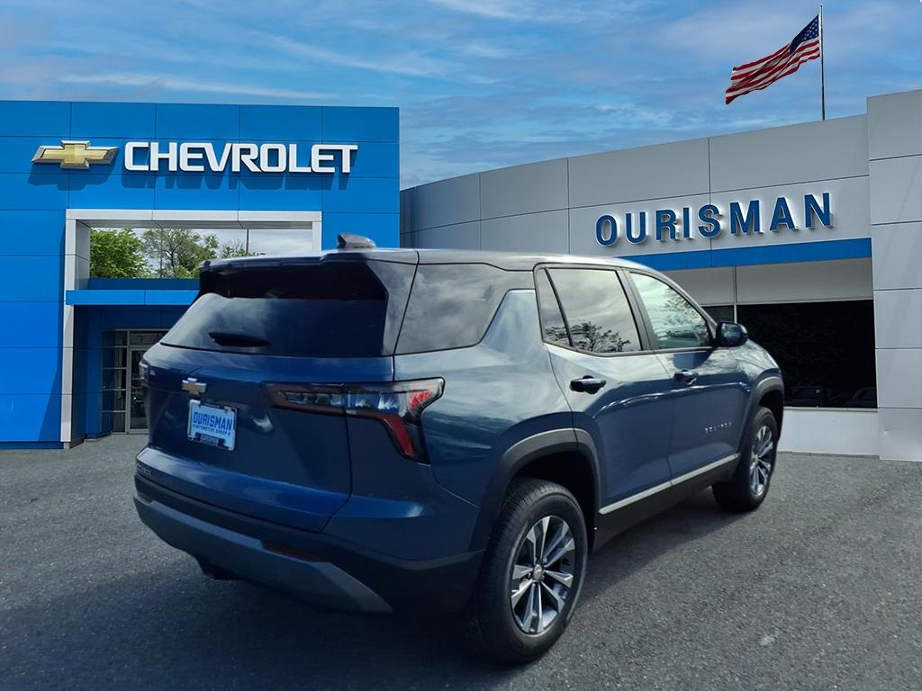 2026 Chevrolet Equinox FWD LT Image 4 of 24