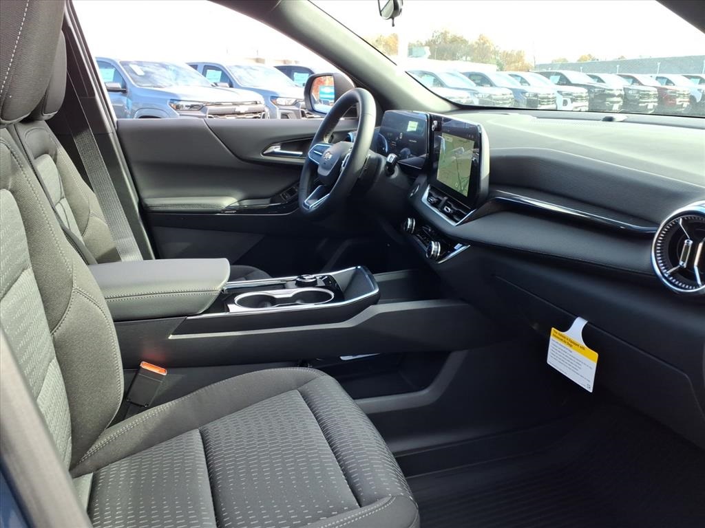 2026 Chevrolet Equinox FWD LT Image 21 of 24