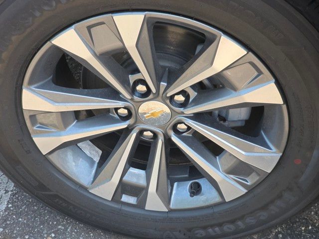 2026 Chevrolet Equinox FWD LT Image 7 of 28