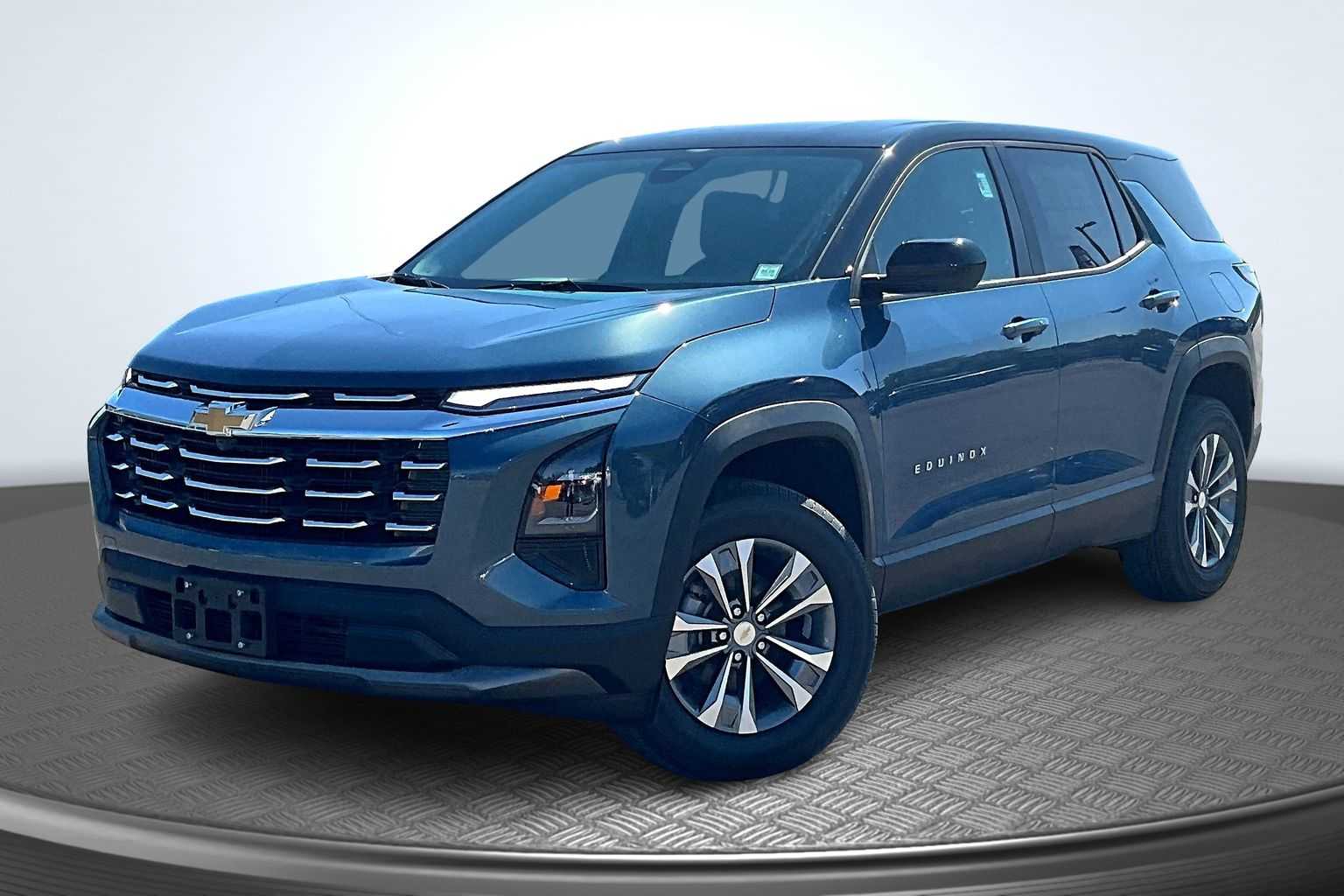 2026 Chevrolet Equinox FWD LT Image 1 of 13