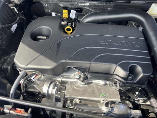 2026 Chevrolet Equinox FWD LT Image 5 of 23