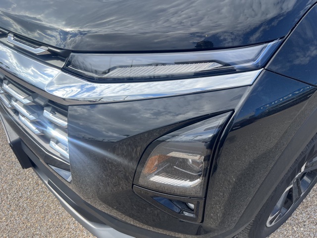 2026 Chevrolet Equinox FWD LT Image 22 of 23