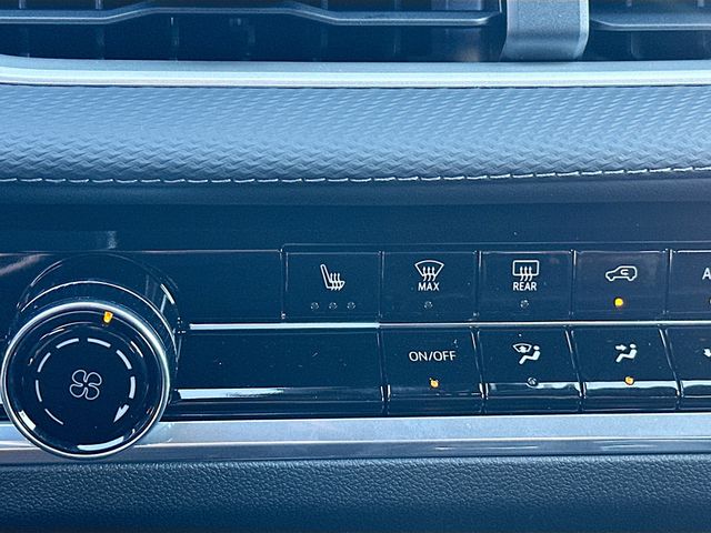 2026 Chevrolet Equinox FWD LT Image 23 of 30