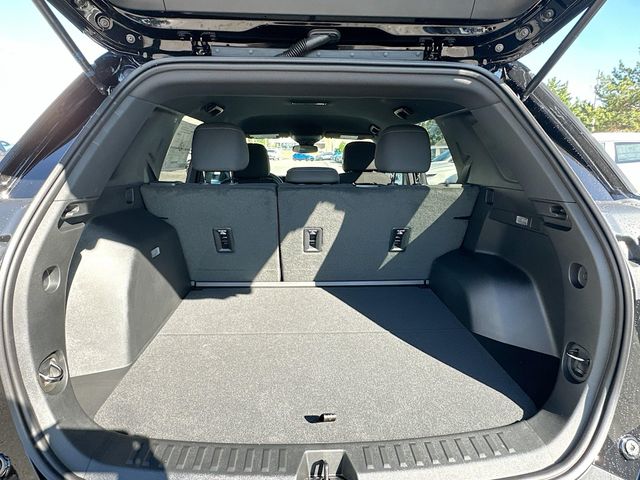 2026 Chevrolet Equinox FWD LT Image 11 of 30