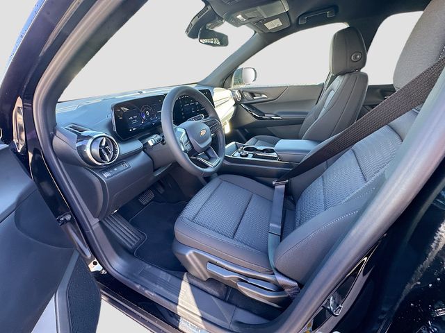 2026 Chevrolet Equinox FWD LT Image 15 of 30