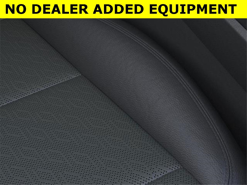 Vehicle image 17 of 24