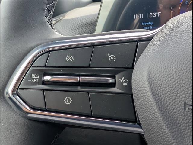 Vehicle image 14 of 26