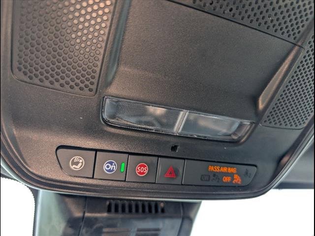 Vehicle image 18 of 26