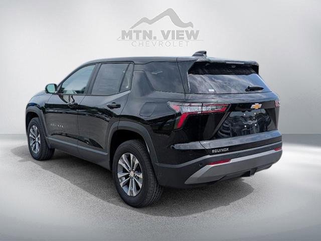 Vehicle image 4 of 26