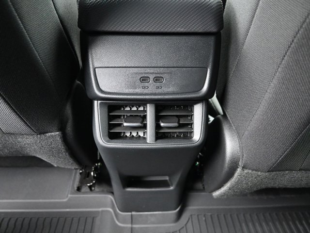 2026 Chevrolet Equinox FWD LT Image 41 of 53