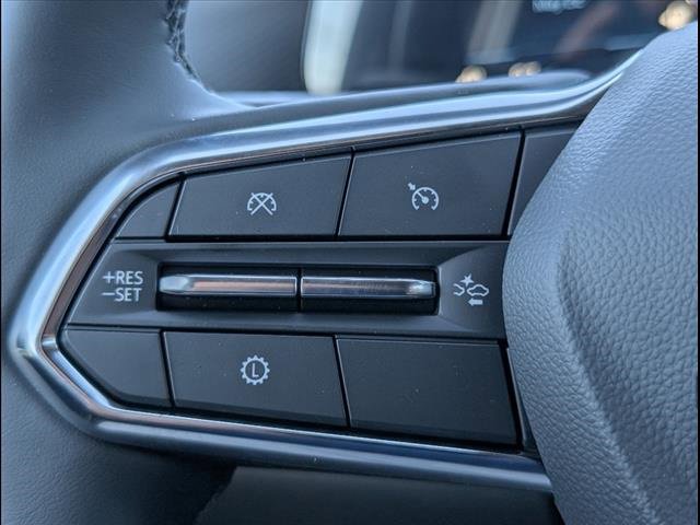 Vehicle image 15 of 24