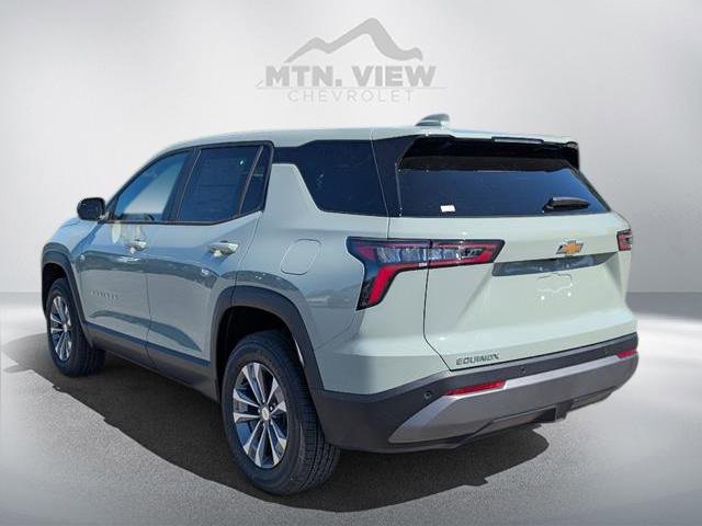 Vehicle image 4 of 24