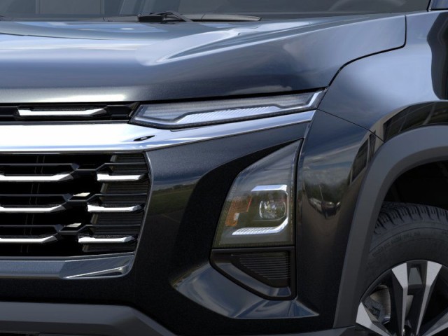 Vehicle image 10 of 24