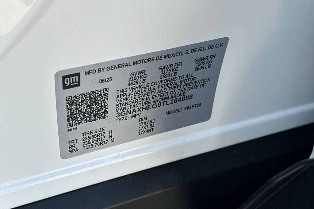 2026 Chevrolet Equinox FWD LT Image 27 of 36