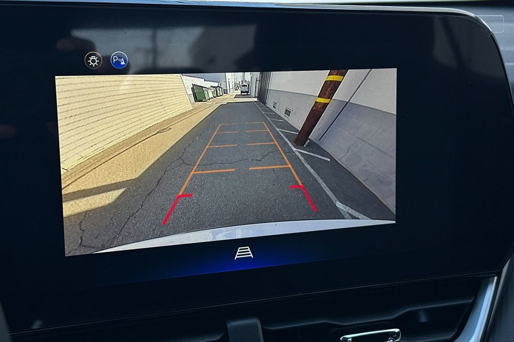 2026 Chevrolet Equinox FWD LT Image 19 of 36