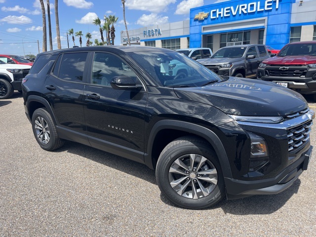 2026 Chevrolet Equinox FWD LT Image 3 of 23