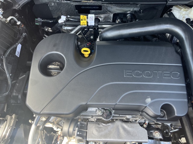 2026 Chevrolet Equinox FWD LT Image 6 of 23