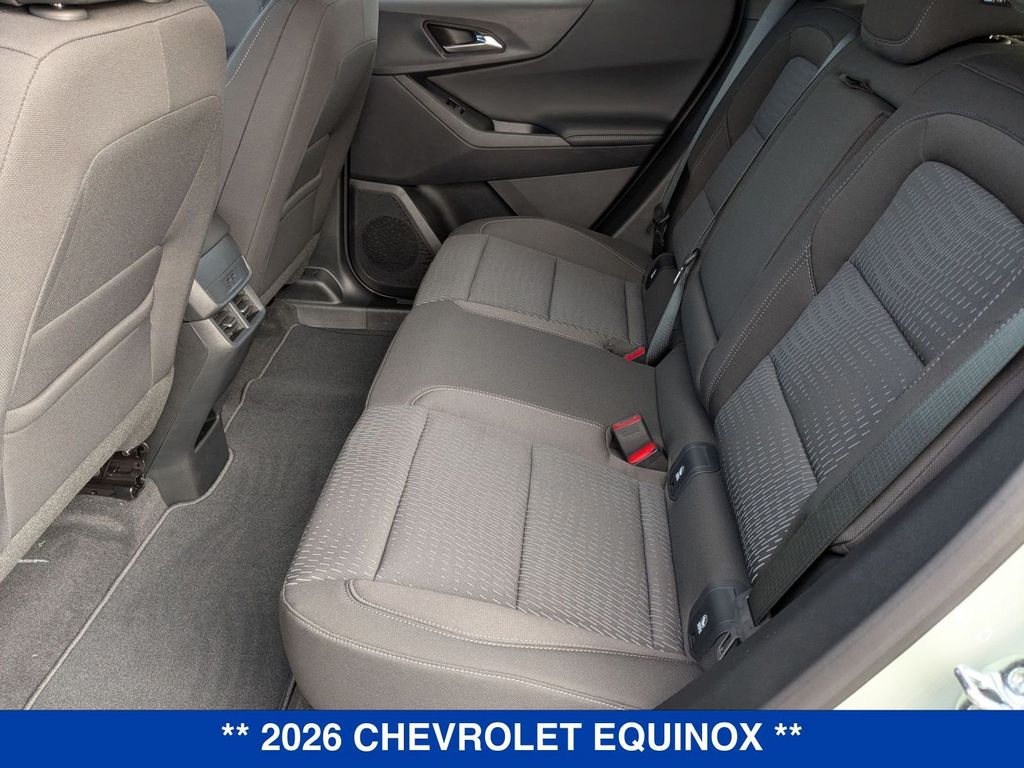 2026 Chevrolet Equinox AWD LT Image 14 of 36