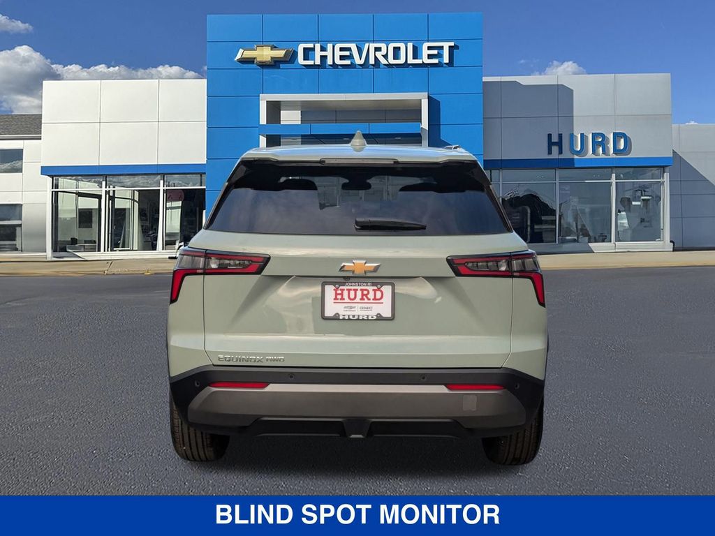 2026 Chevrolet Equinox AWD LT Image 6 of 36
