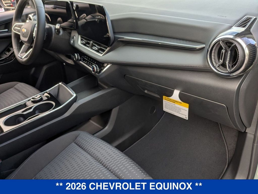 2026 Chevrolet Equinox AWD LT Image 16 of 36
