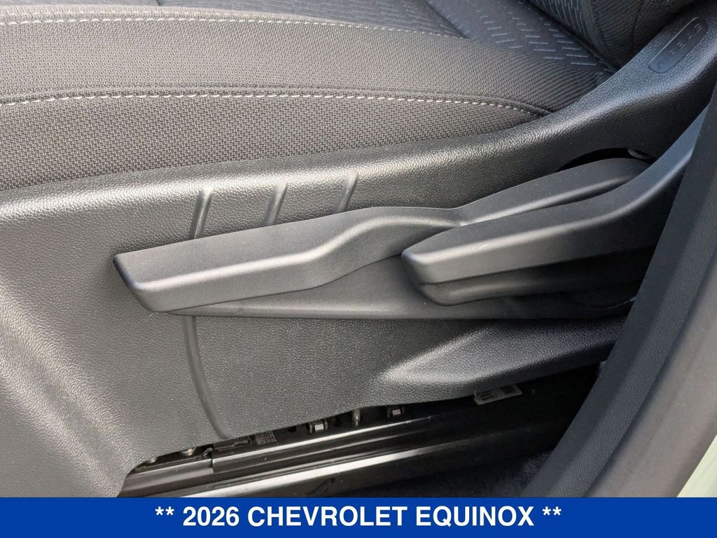 2026 Chevrolet Equinox AWD LT Image 34 of 36