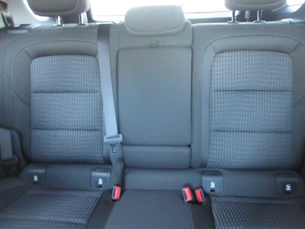 2026 Chevrolet Equinox AWD LT Image 13 of 31